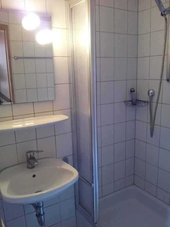 Zur Frischen Quelle Hotell Oberasbach Rum bild